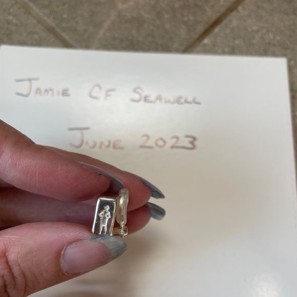 Chanel sterling silver clip ons - Picture 3 of 4